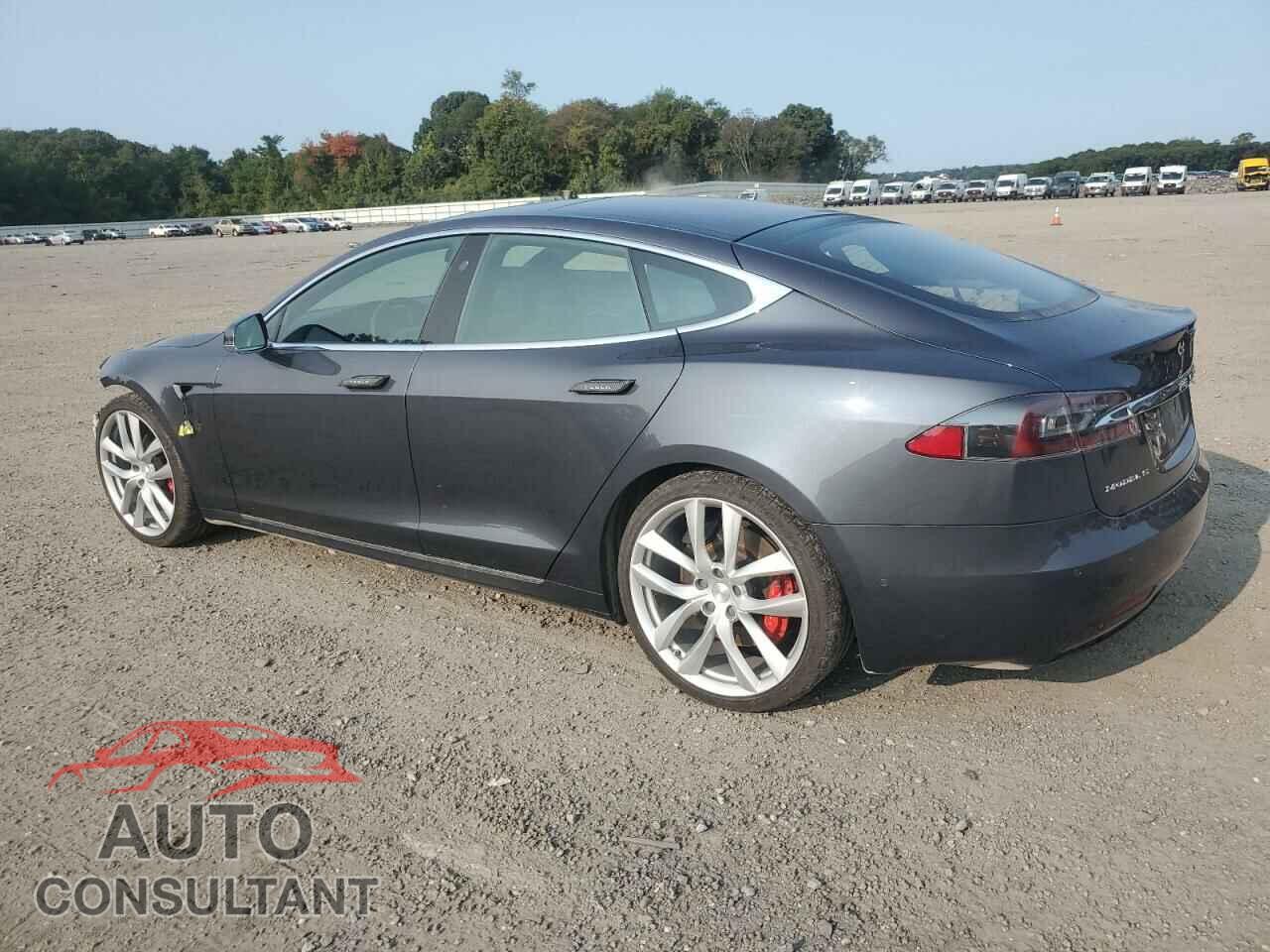 TESLA MODEL S 2018 - 5YJSA1E48JF284150