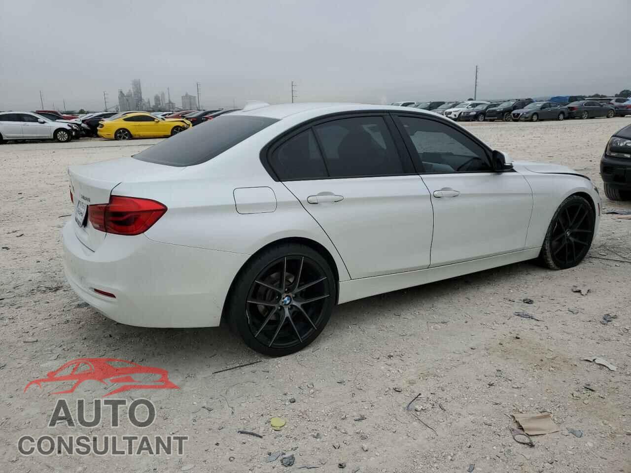 BMW 3 SERIES 2016 - WBA8E5G55GNU20964