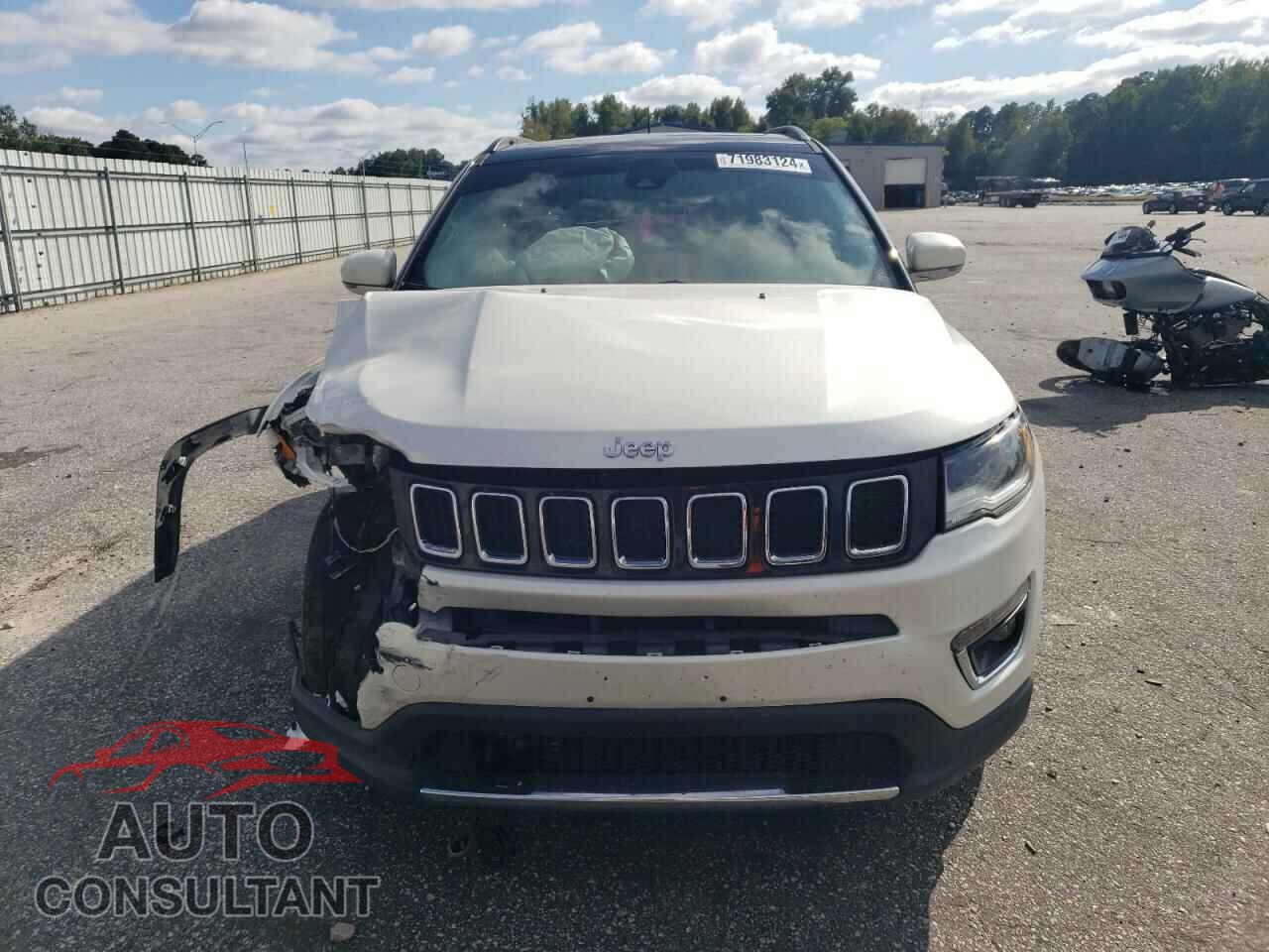 JEEP COMPASS 2017 - 3C4NJDCB8HT645792