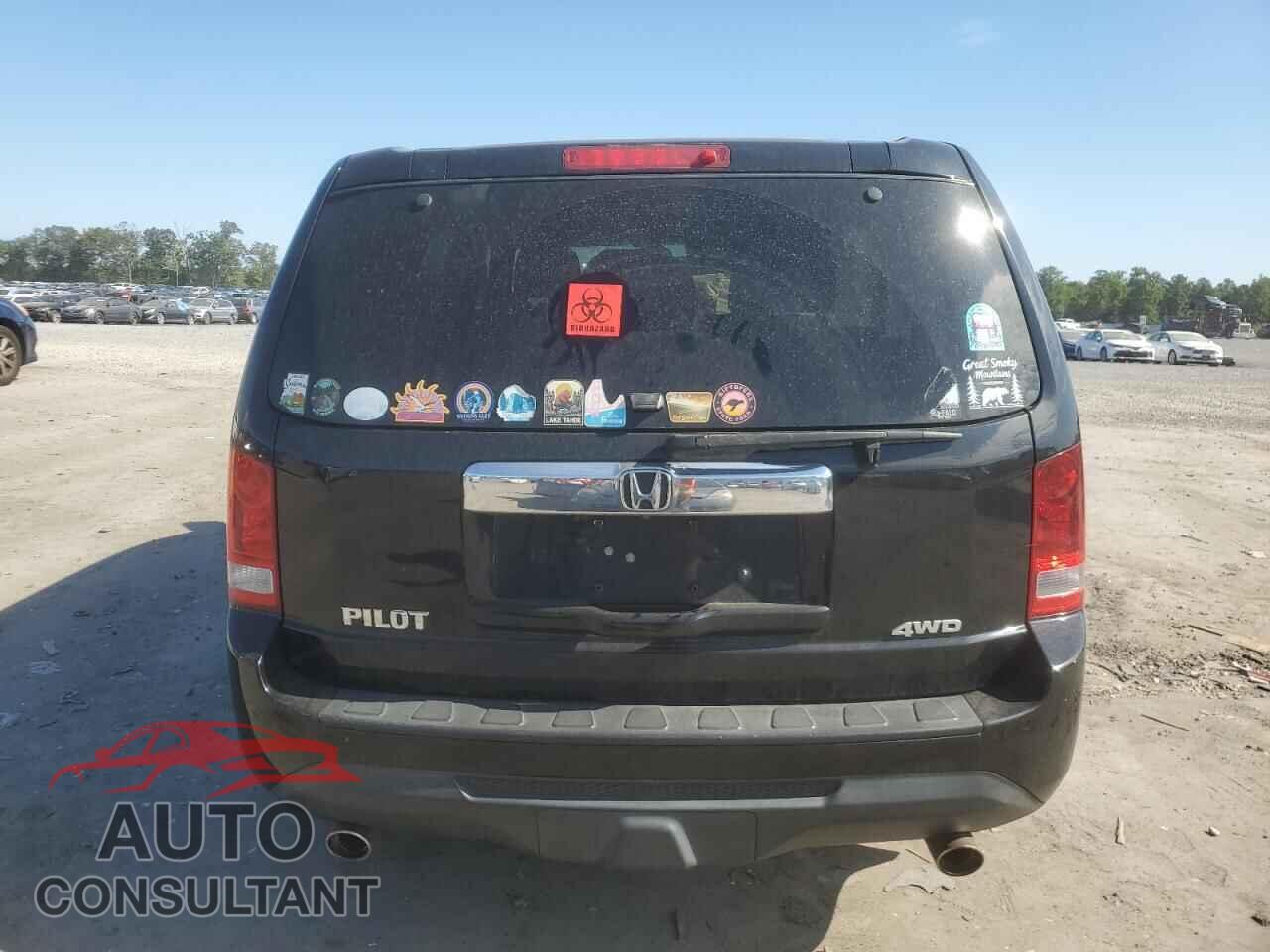 HONDA PILOT 2013 - 5FNYF4H49DB031979