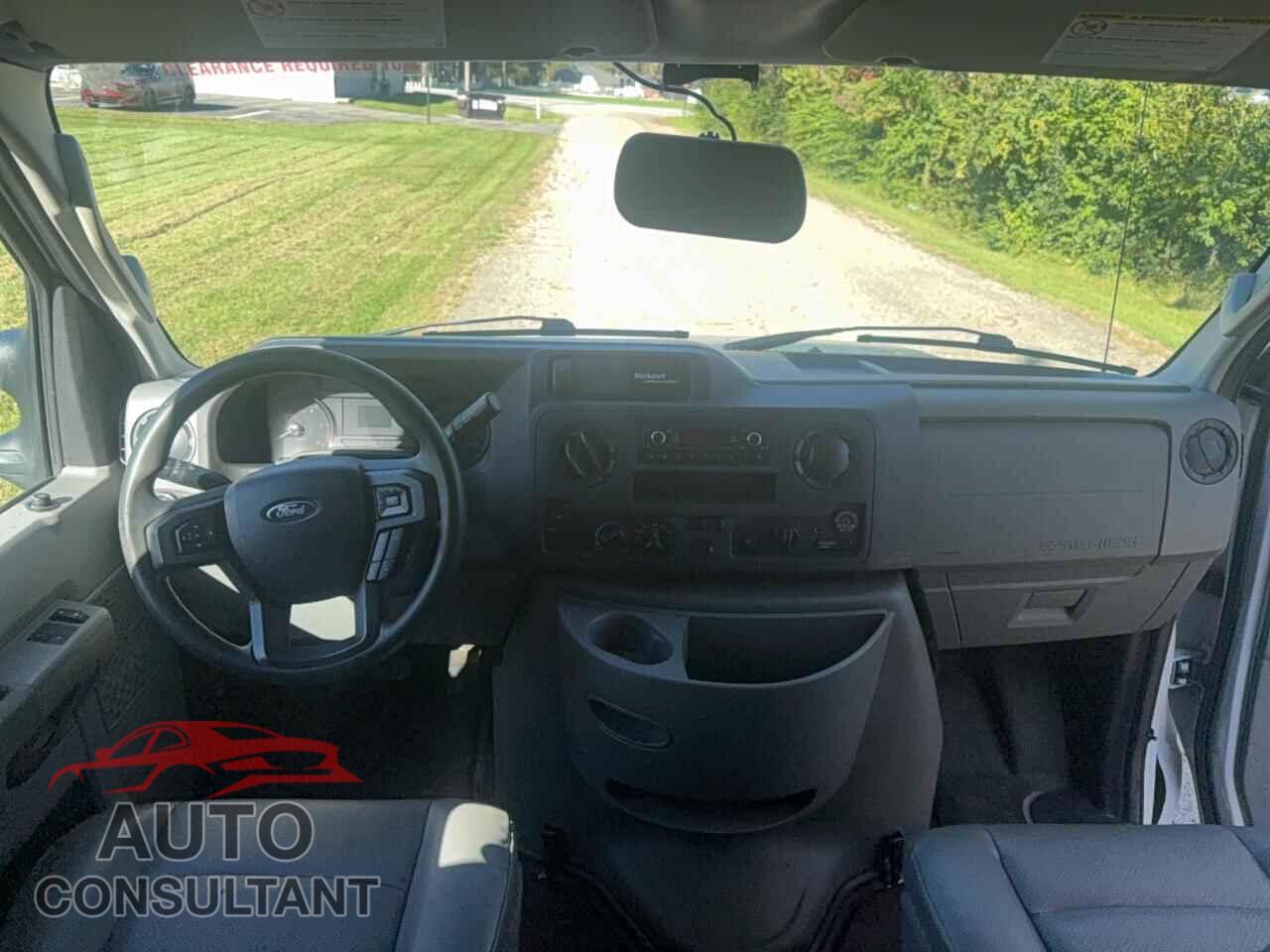 FORD ECONOLINE 2022 - 1FDWE3FK2NDC29877