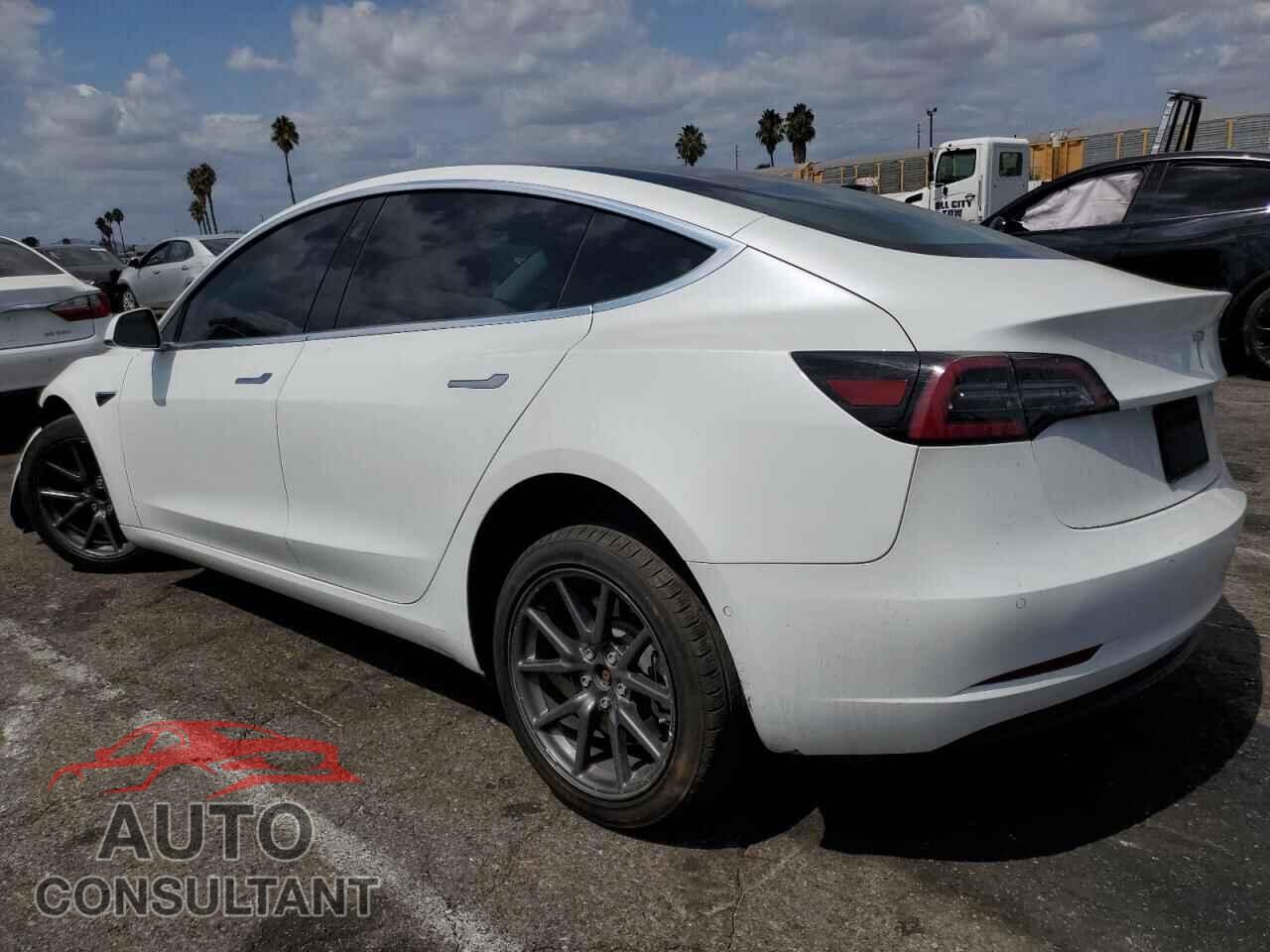 TESLA MODEL 3 2019 - 5YJ3E1EA5KF419777
