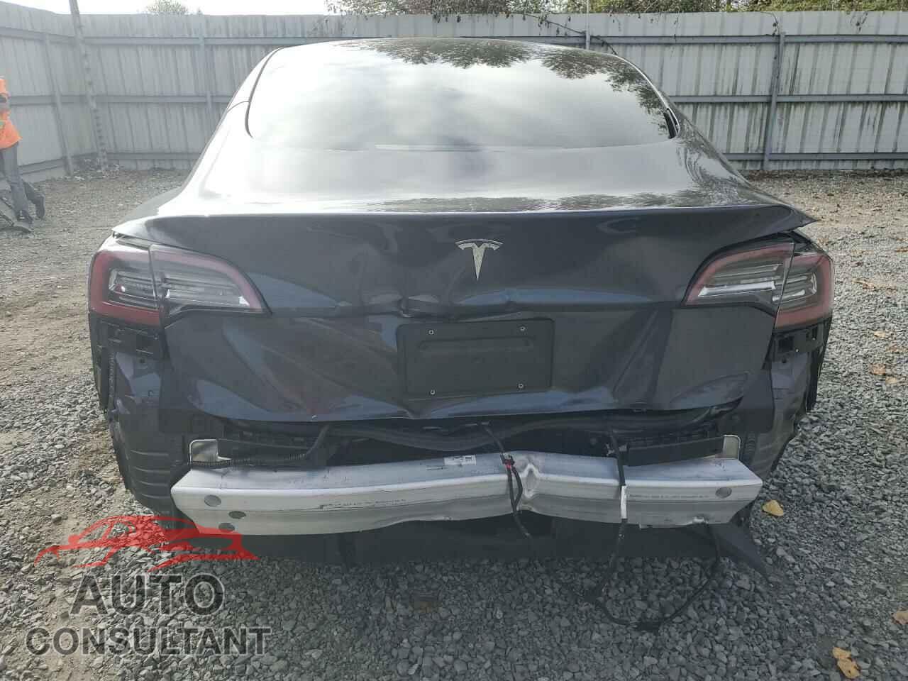 TESLA MODEL 3 2021 - 5YJ3E1EA4MF997789