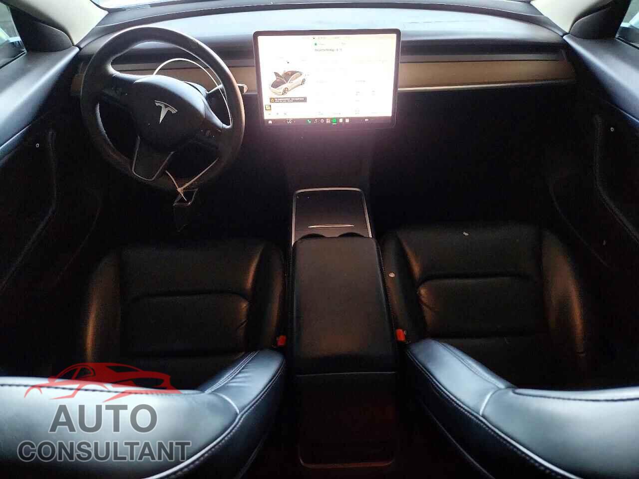 TESLA MODEL 3 2021 - 5YJ3E1EA4MF871853