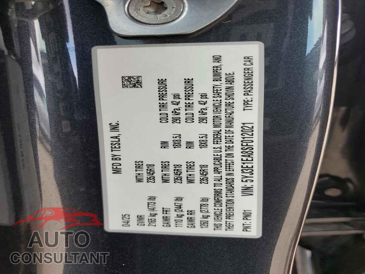 TESLA MODEL 3 2025 - 5YJ3E1EA8SF012021