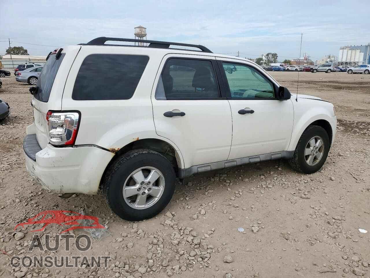 FORD ESCAPE 2009 - 1FMCU03739KB22472