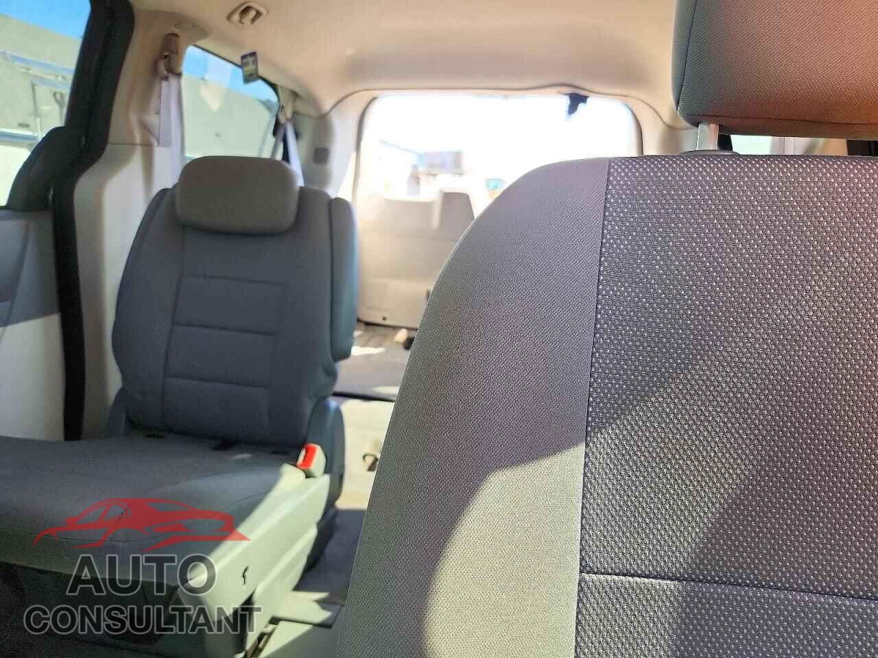 DODGE CARAVAN 2009 - 1D8HN44E79B512455