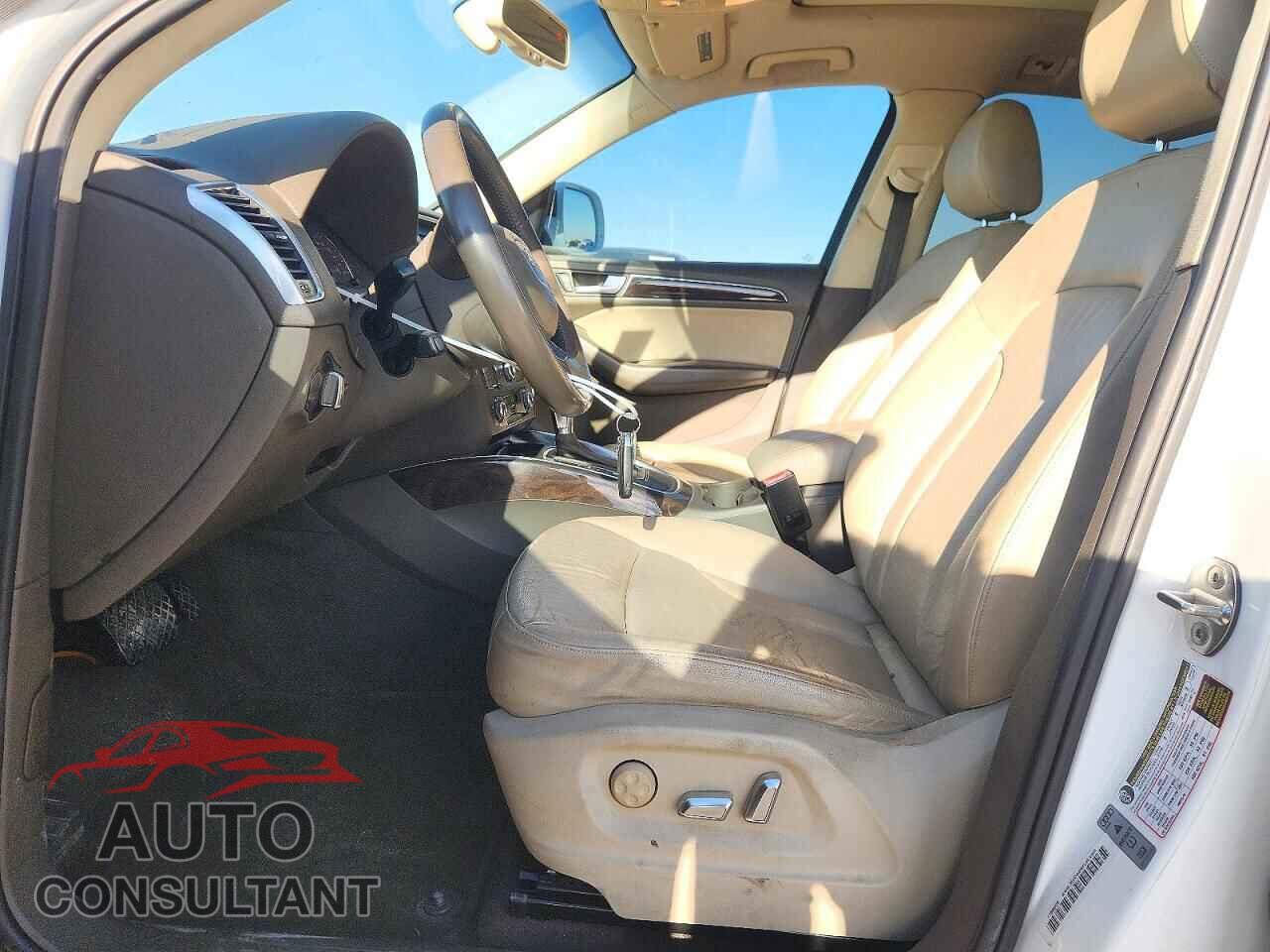 AUDI Q5 2014 - WA1LFAFP2EA067524