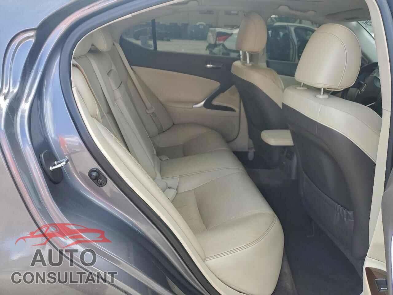 LEXUS IS 2013 - JTHBF5C29D5191121