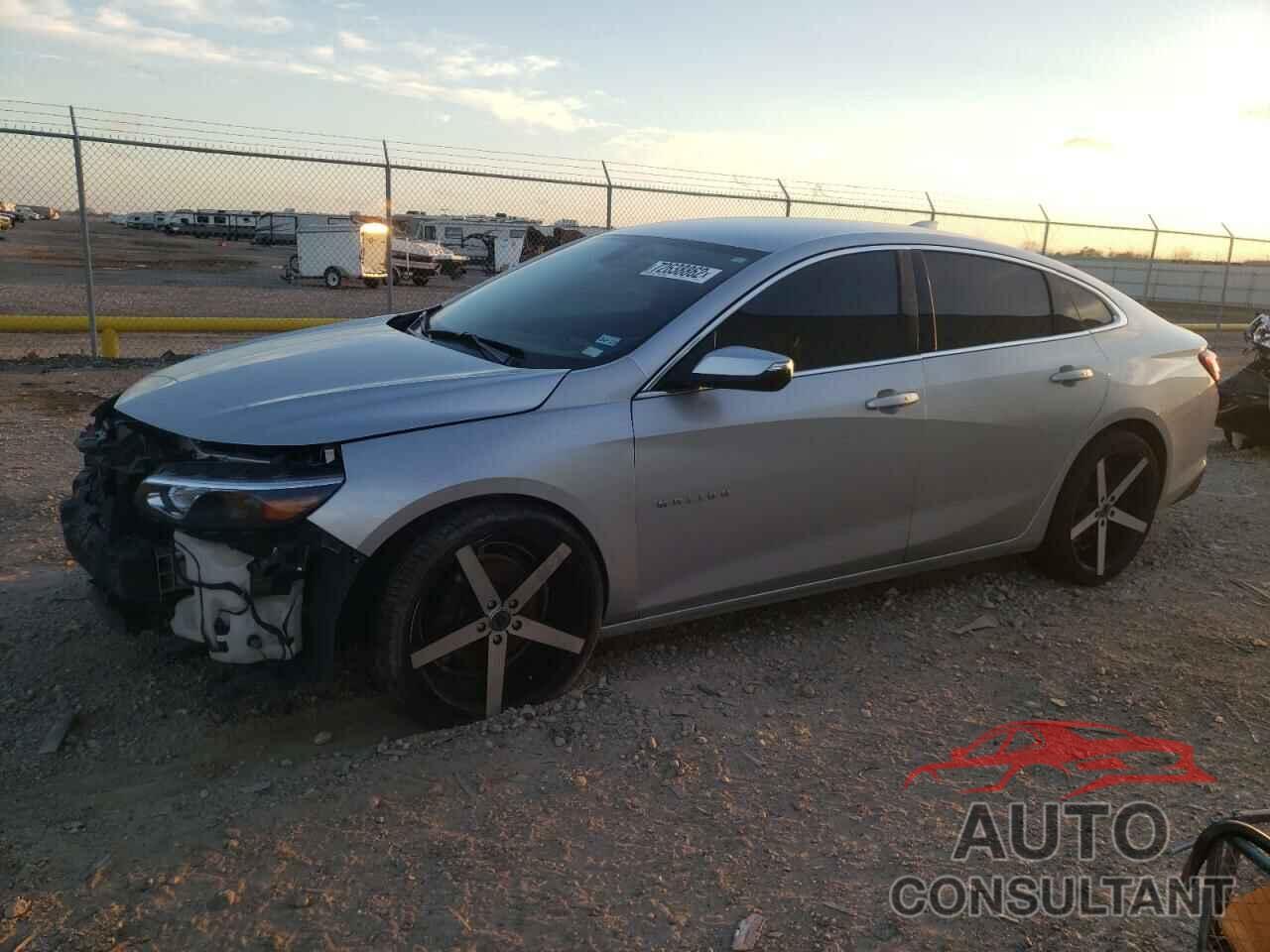 CHEVROLET MALIBU 2018 - 1G1ZD5ST2JF150599