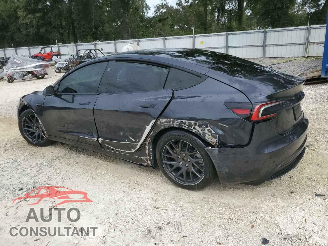 TESLA MODEL 3 2024 - 5YJ3E1EA5RF757691