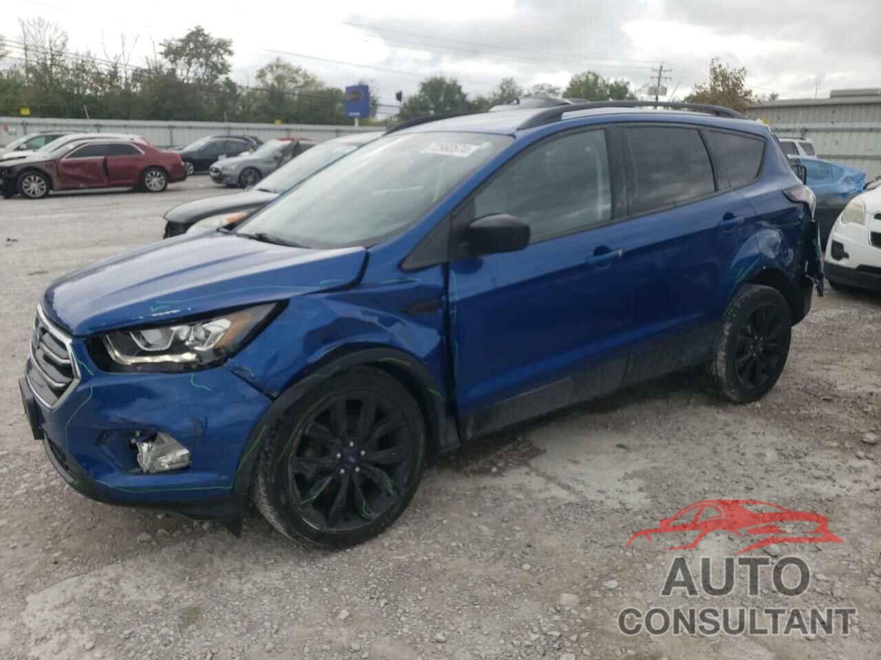 FORD ESCAPE 2017 - 1FMCU0GD4HUD09108