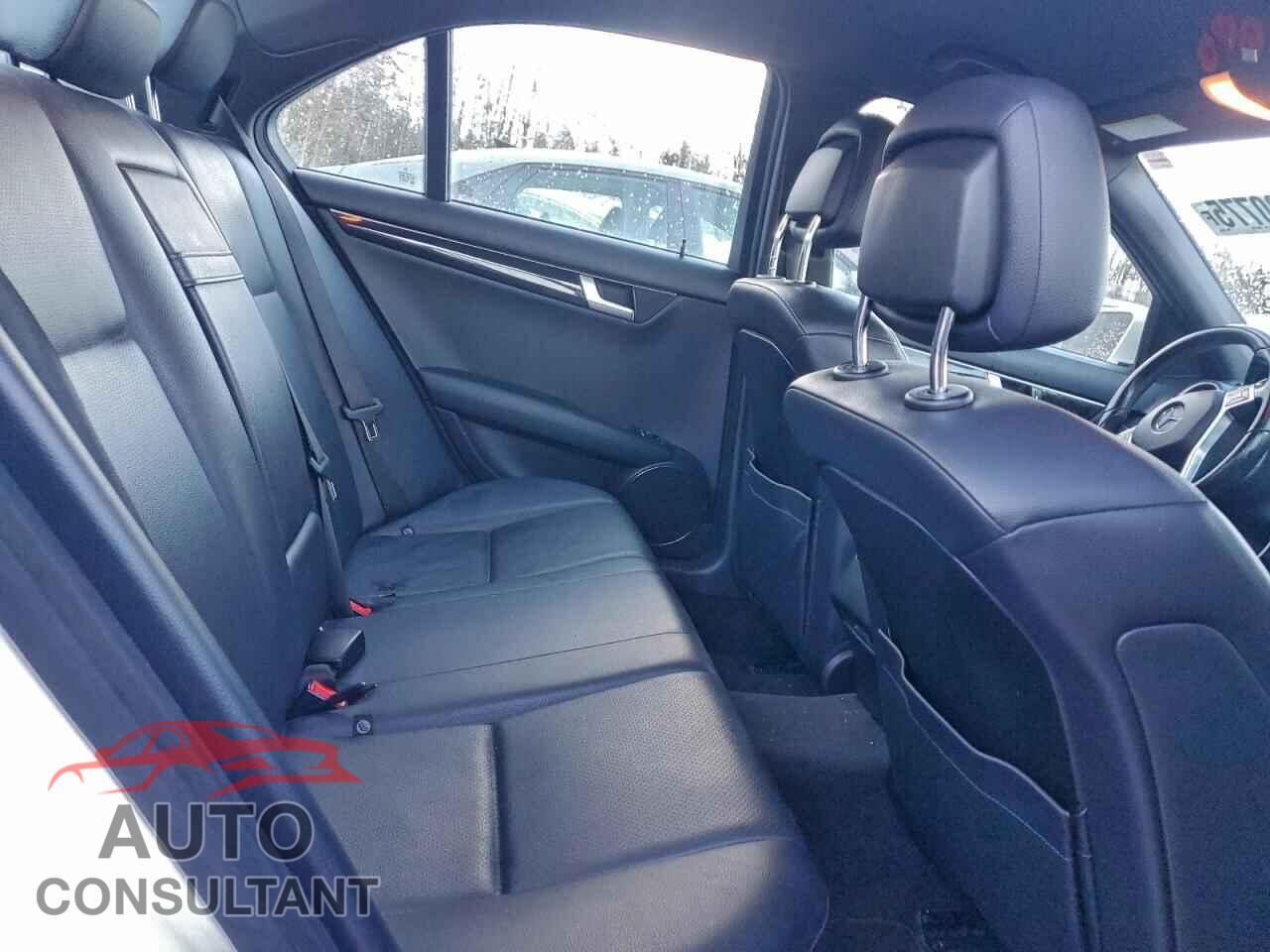 MERCEDES-BENZ C-CLASS 2012 - WDDGF8FB5CA736974