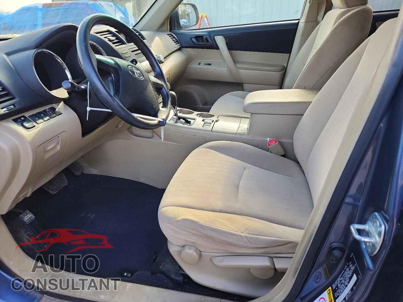 TOYOTA HIGHLANDER 2012 - 5TDBK3EH1CS162790