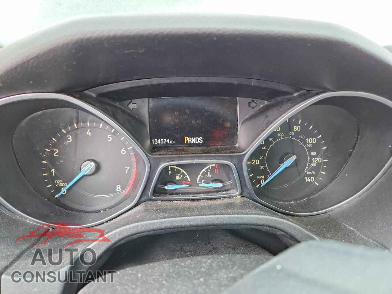 FORD FOCUS 2015 - 1FADP3K2XFL385173