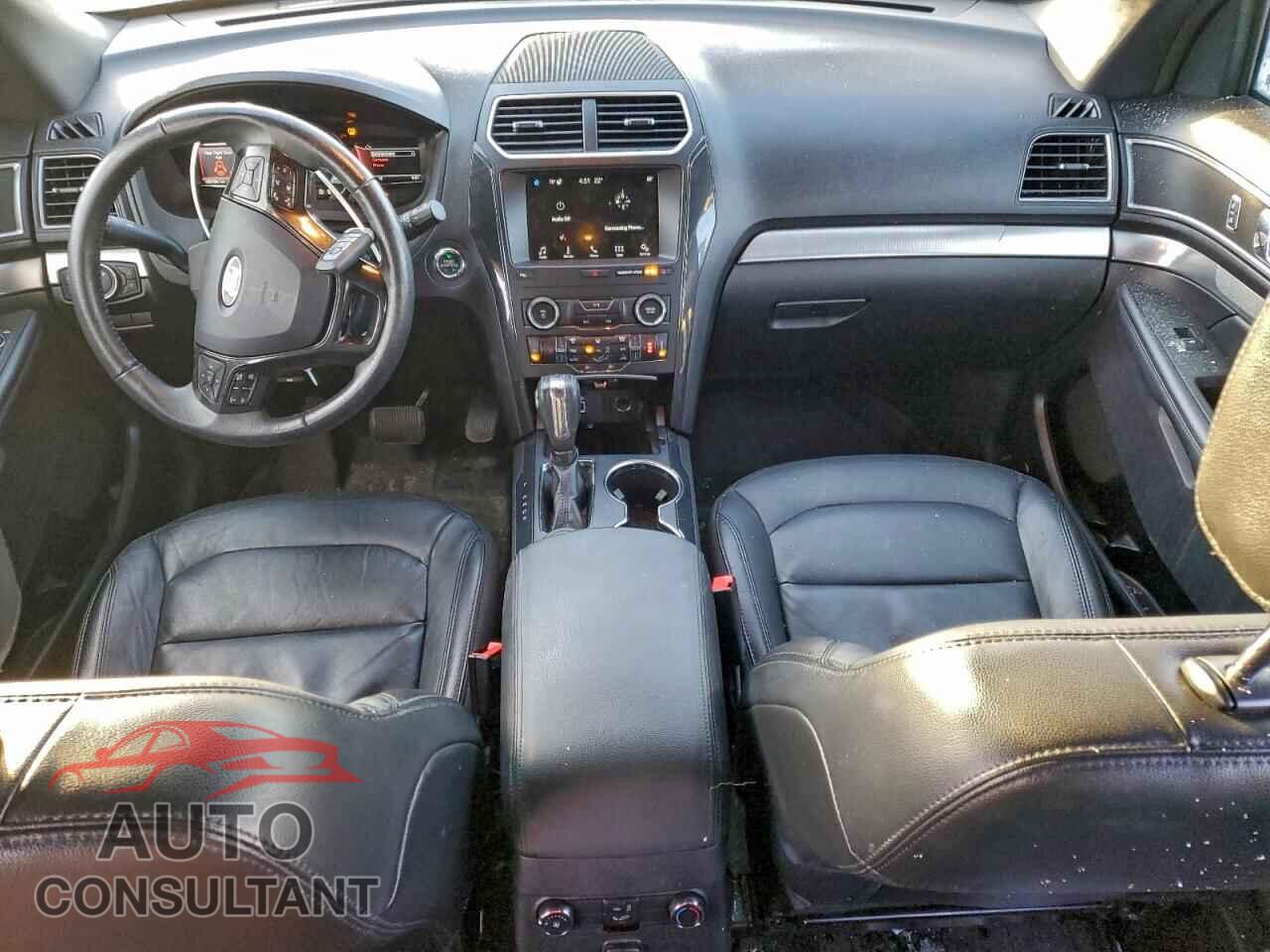 FORD EXPLORER 2018 - 1FM5K8D87JGB81570