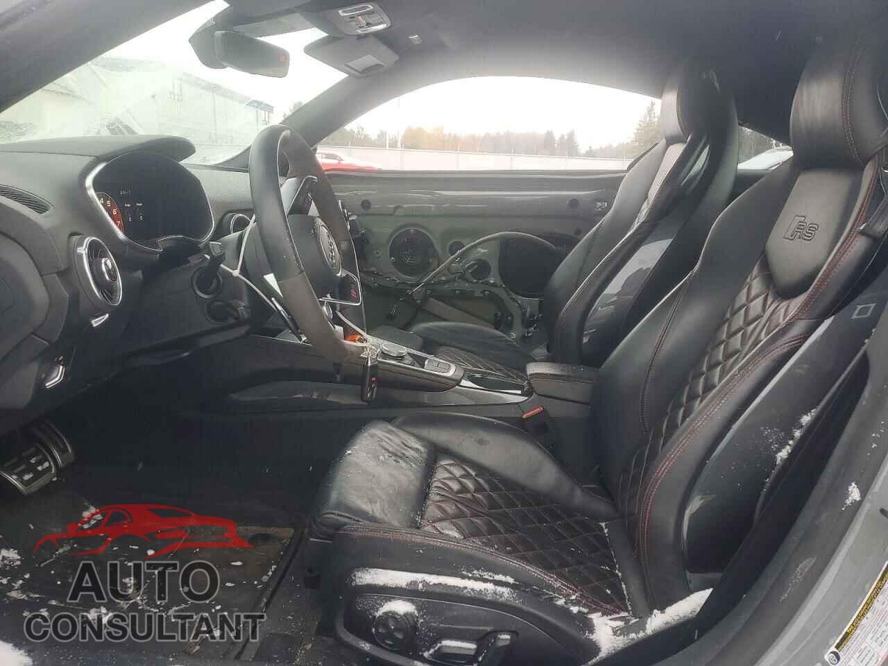 AUDI TT 2018 - WUACSAFV3J1901796