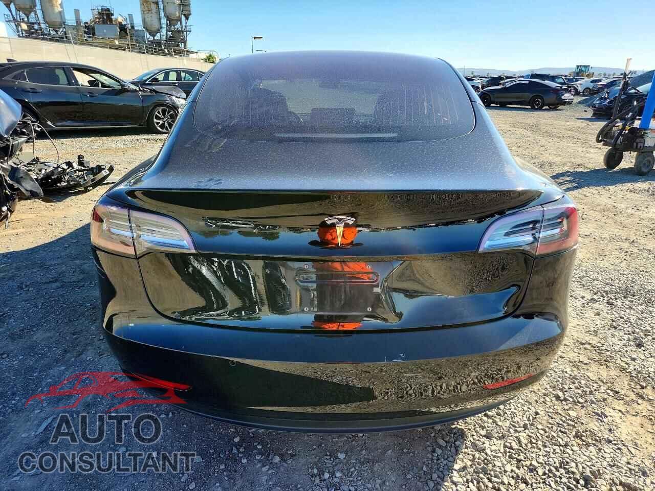 TESLA MODEL 3 2018 - 5YJ3E1EA3JF179448