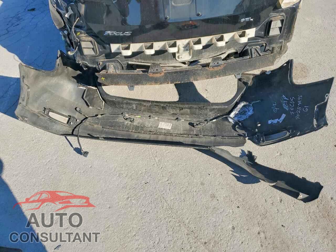 FORD FOCUS 2017 - 1FADP3M25HL265202