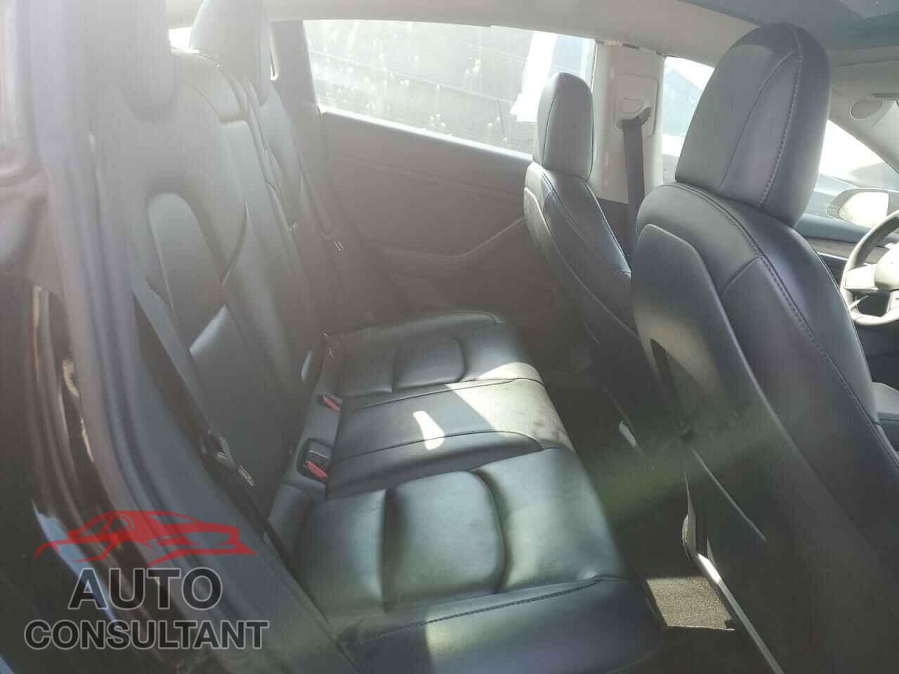 TESLA MODEL 3 2022 - 5YJ3E1EA6NF189459