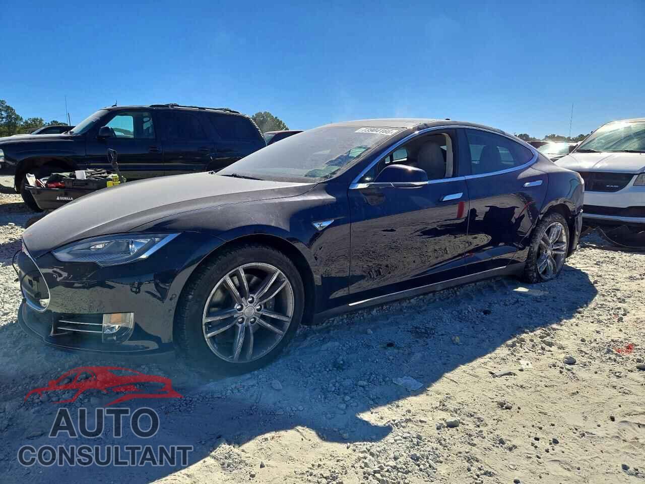 TESLA MODEL S 2014 - 5YJSA1H10EFP55635