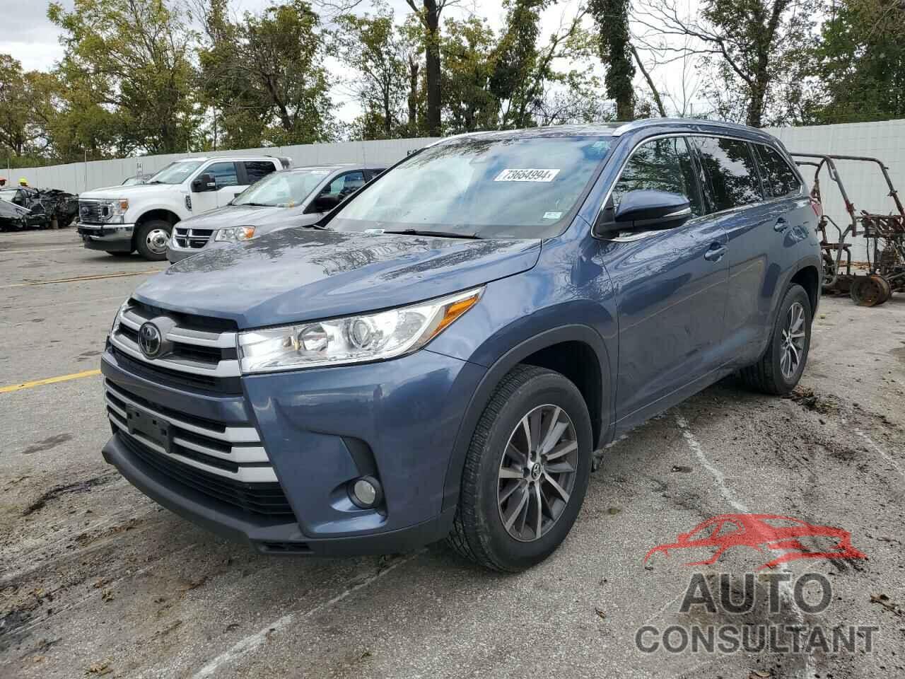 TOYOTA HIGHLANDER 2017 - 5TDKZRFH8HS520732