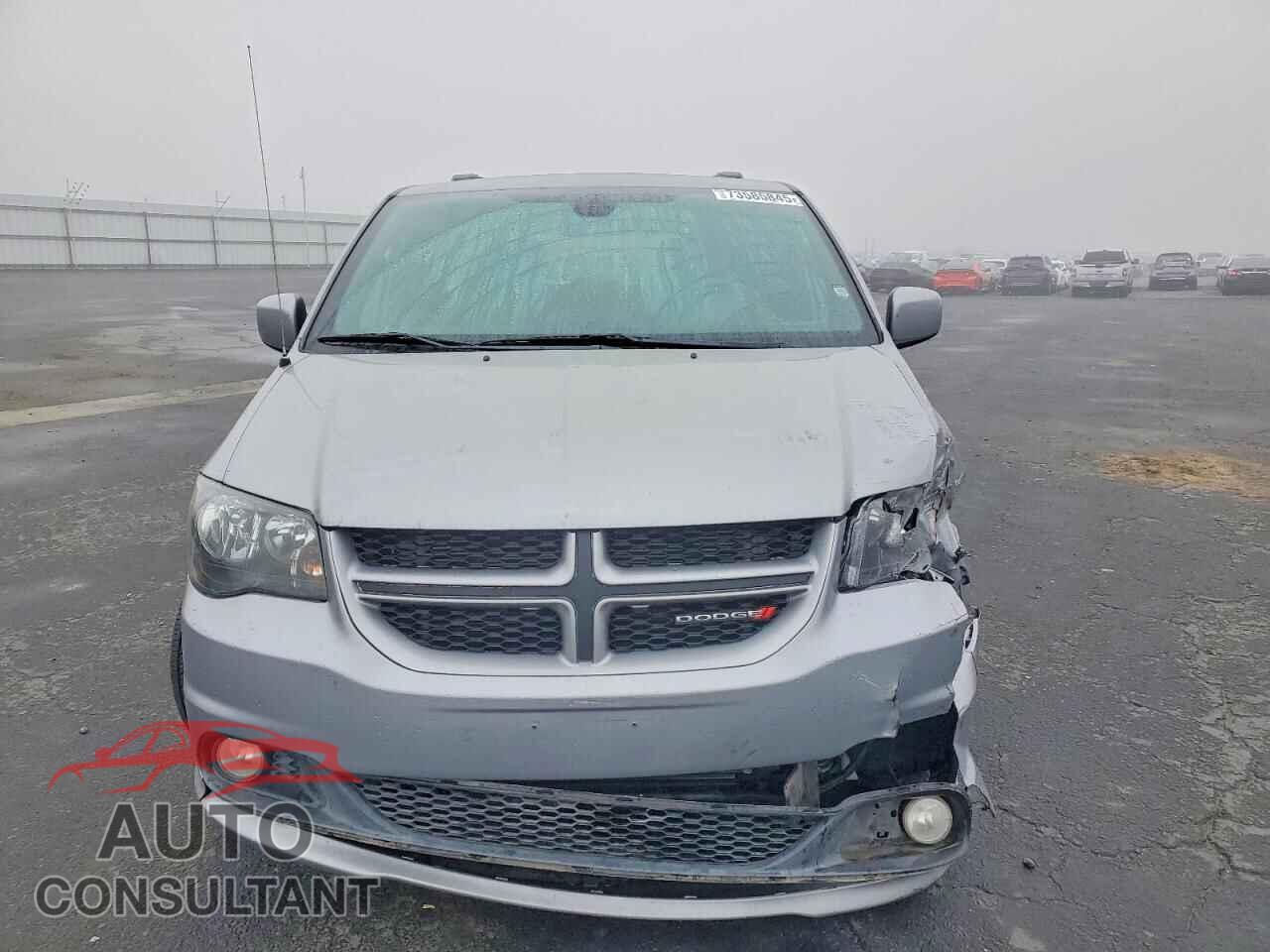 DODGE CARAVAN 2018 - 2C4RDGEG8JR319048