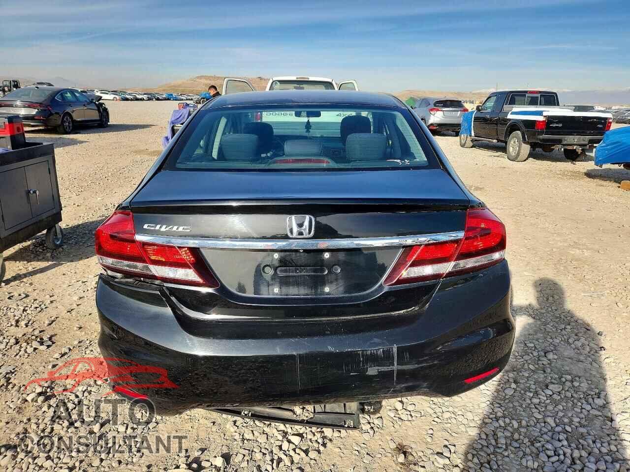 HONDA CIVIC 2015 - 19XFB2E57FE009346