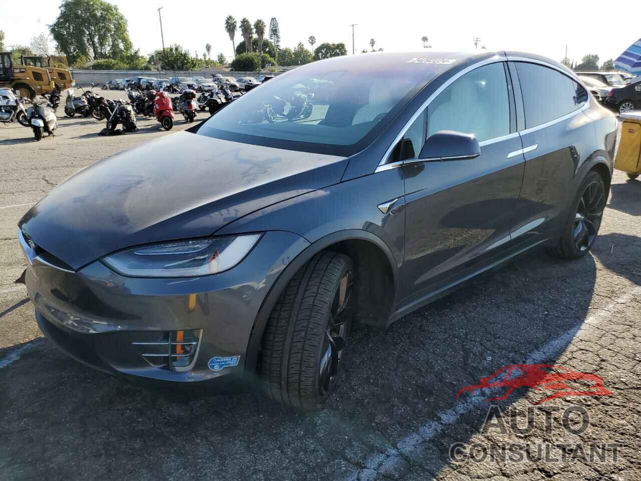 TESLA MODEL X 2020 - 5YJXCAE24LF261966