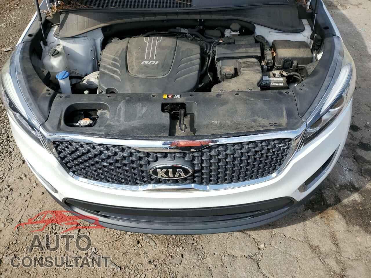 KIA SORENTO 2018 - 5XYPGDA59JG394847