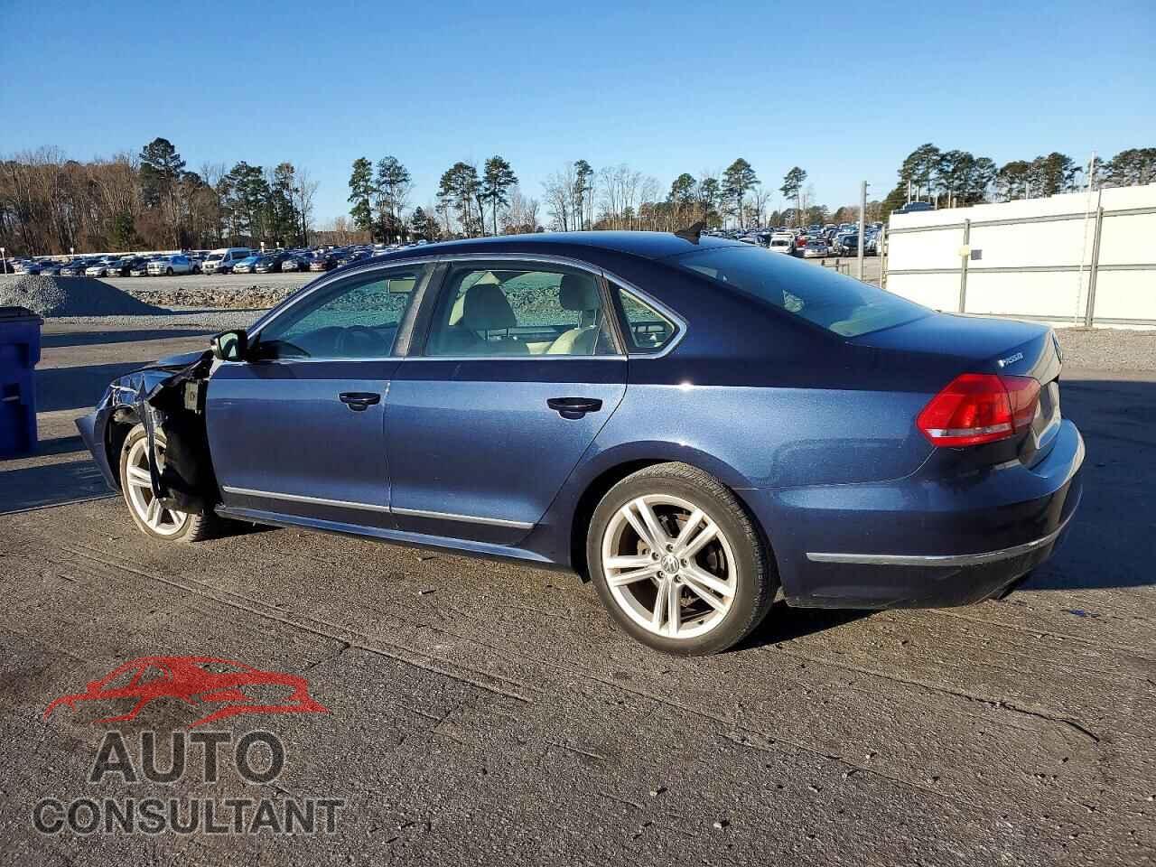 VOLKSWAGEN PASSAT 2014 - 1VWCS7A37EC033332