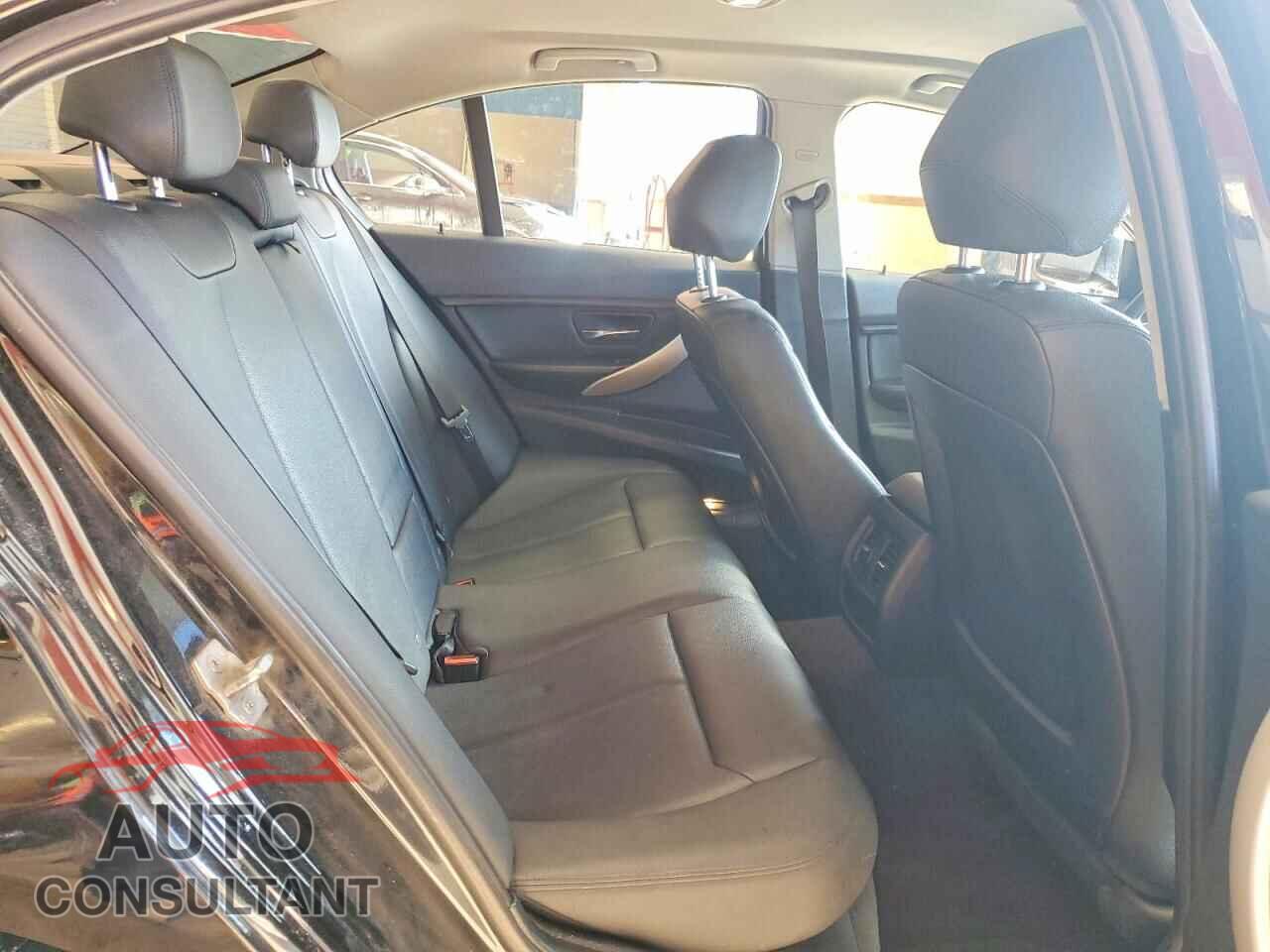 BMW 3 SERIES 2015 - WBA3C3C51FP663202