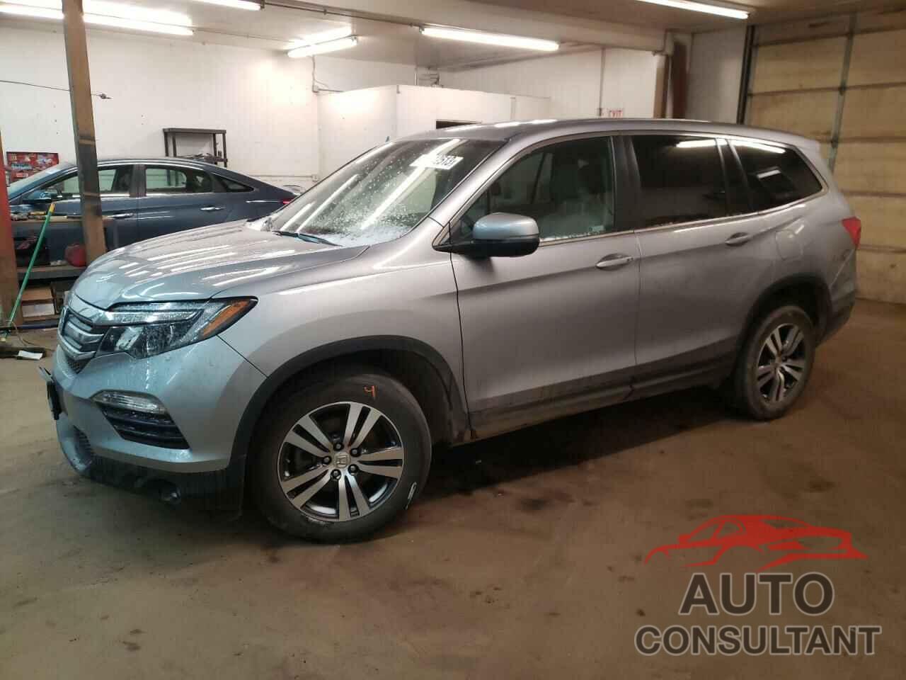 HONDA PILOT 2018 - 5FNYF6H51JB069867