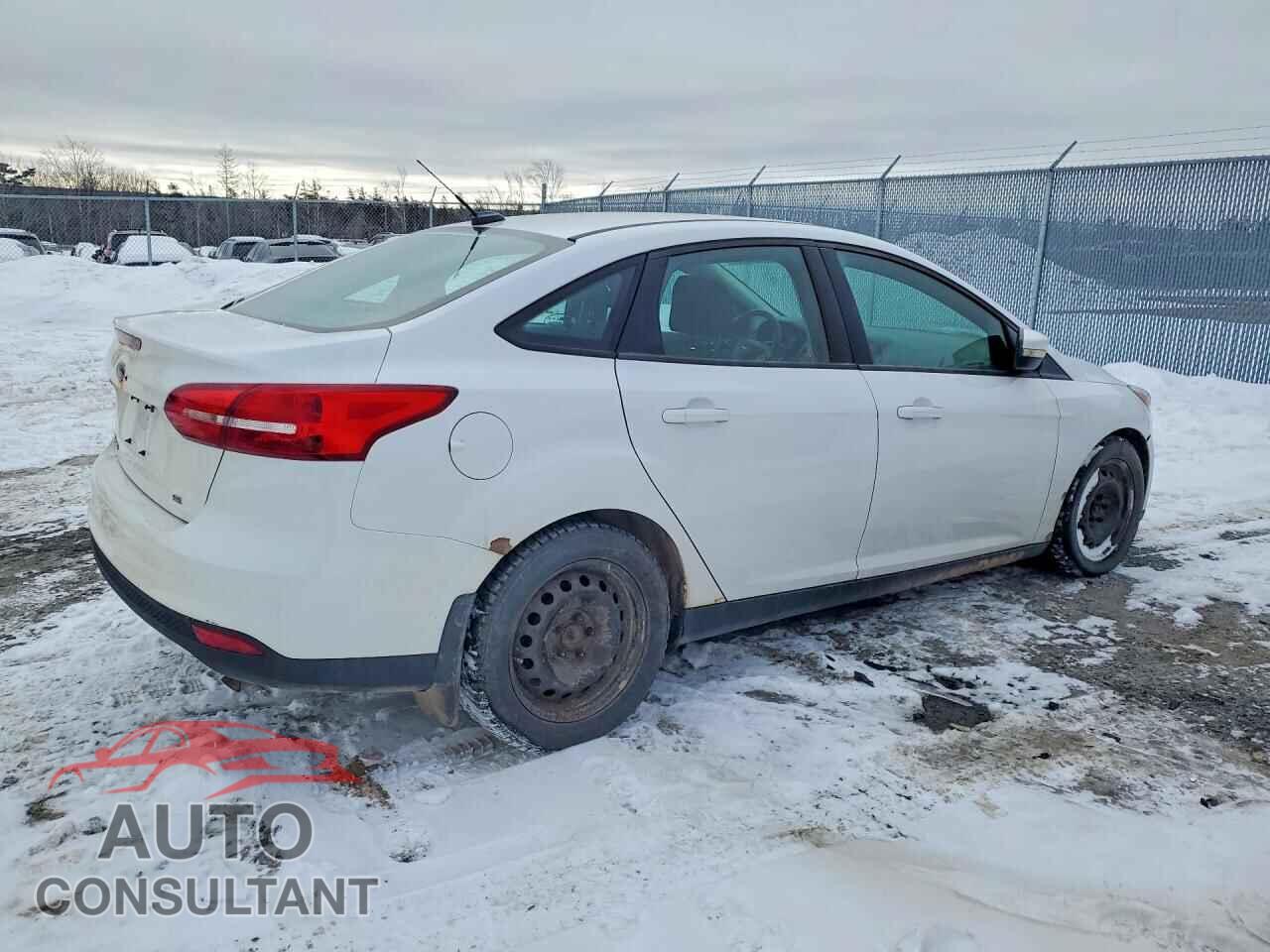 FORD FOCUS 2017 - 1FADP3F28HL300991