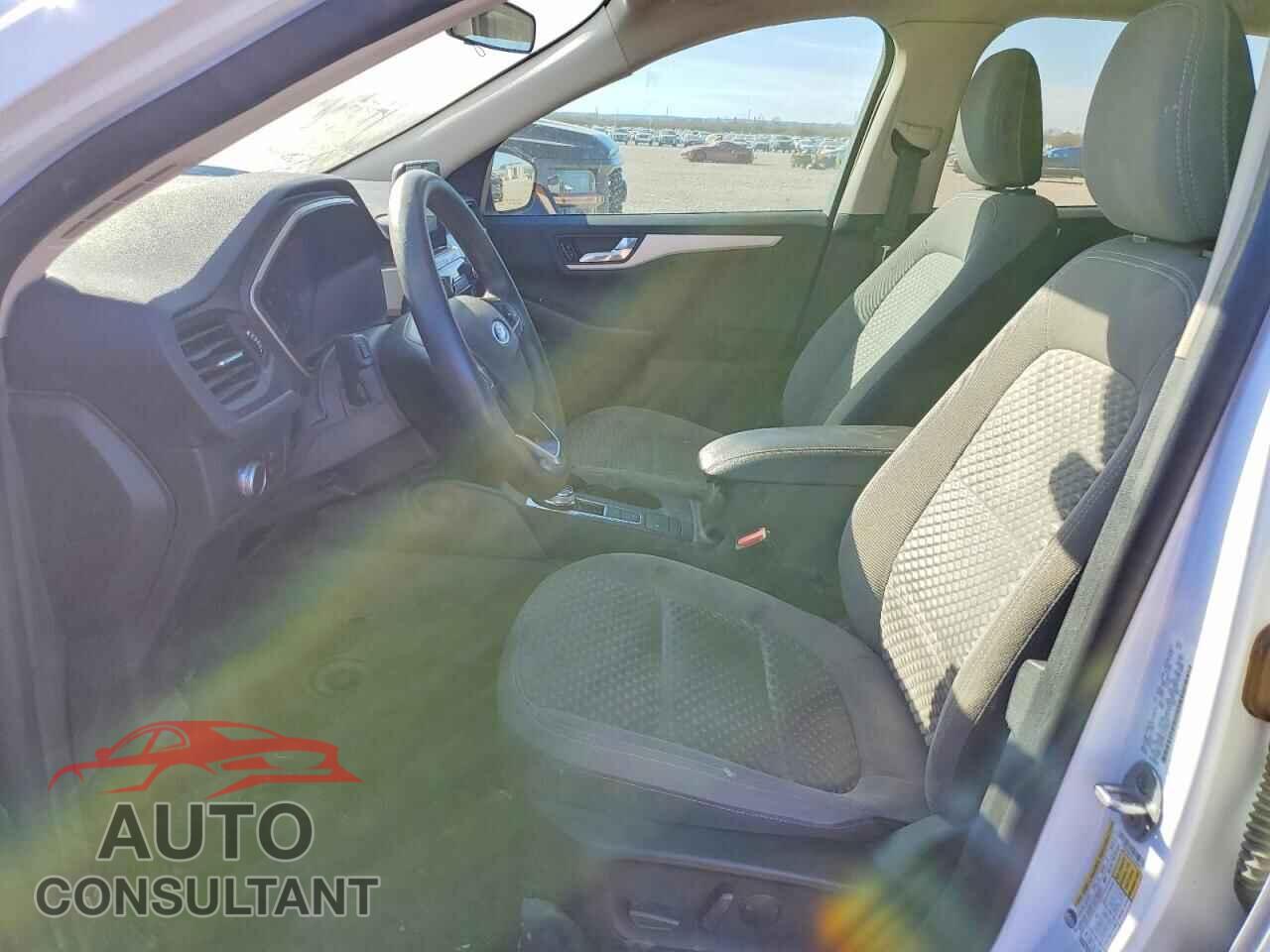 FORD ESCAPE 2020 - 1FMCU0G69LUA86011