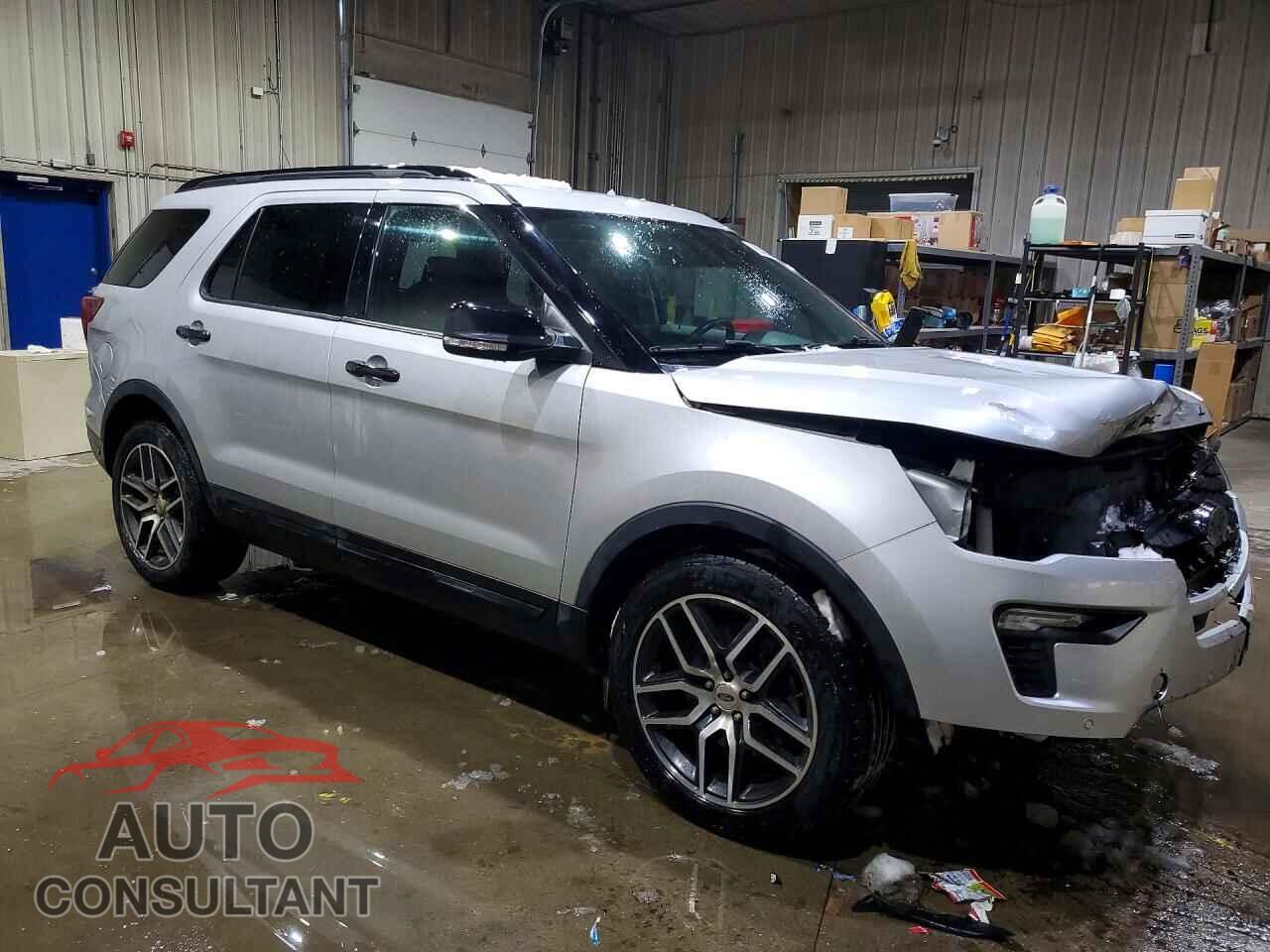 FORD EXPLORER 2018 - 1FM5K8GT4JGB24582