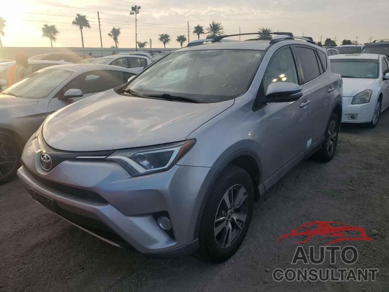 TOYOTA RAV4 2016 - 2T3RFREV5GW453518