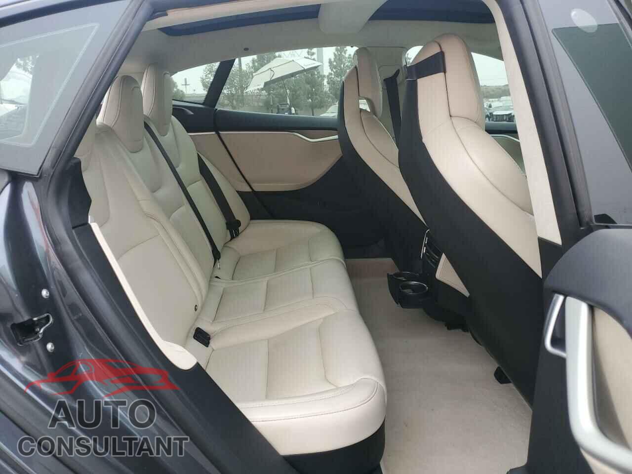 TESLA MODEL S 2017 - 5YJSA1E42HF227582