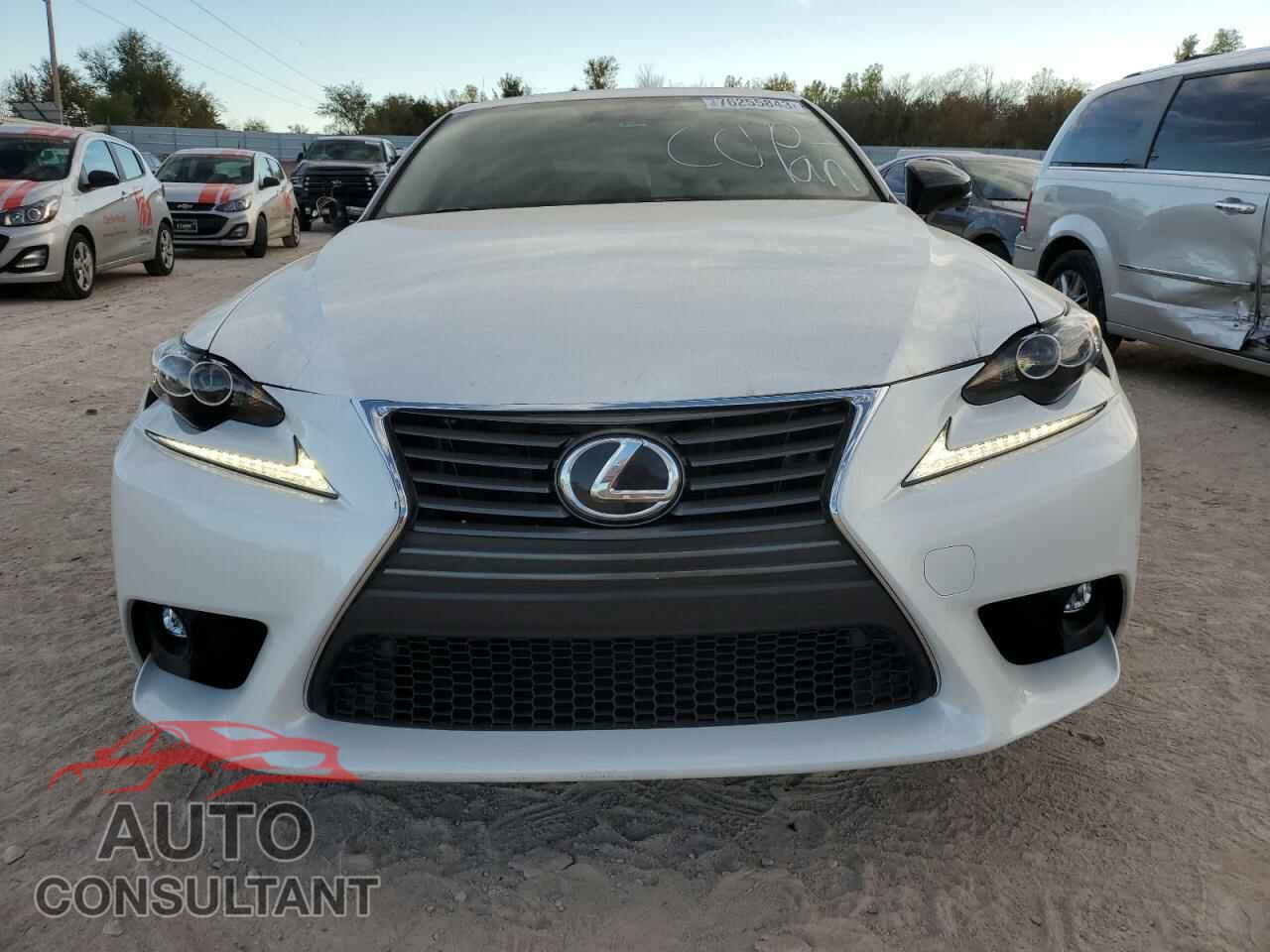 LEXUS IS 2016 - JTHBA1D23G5029236