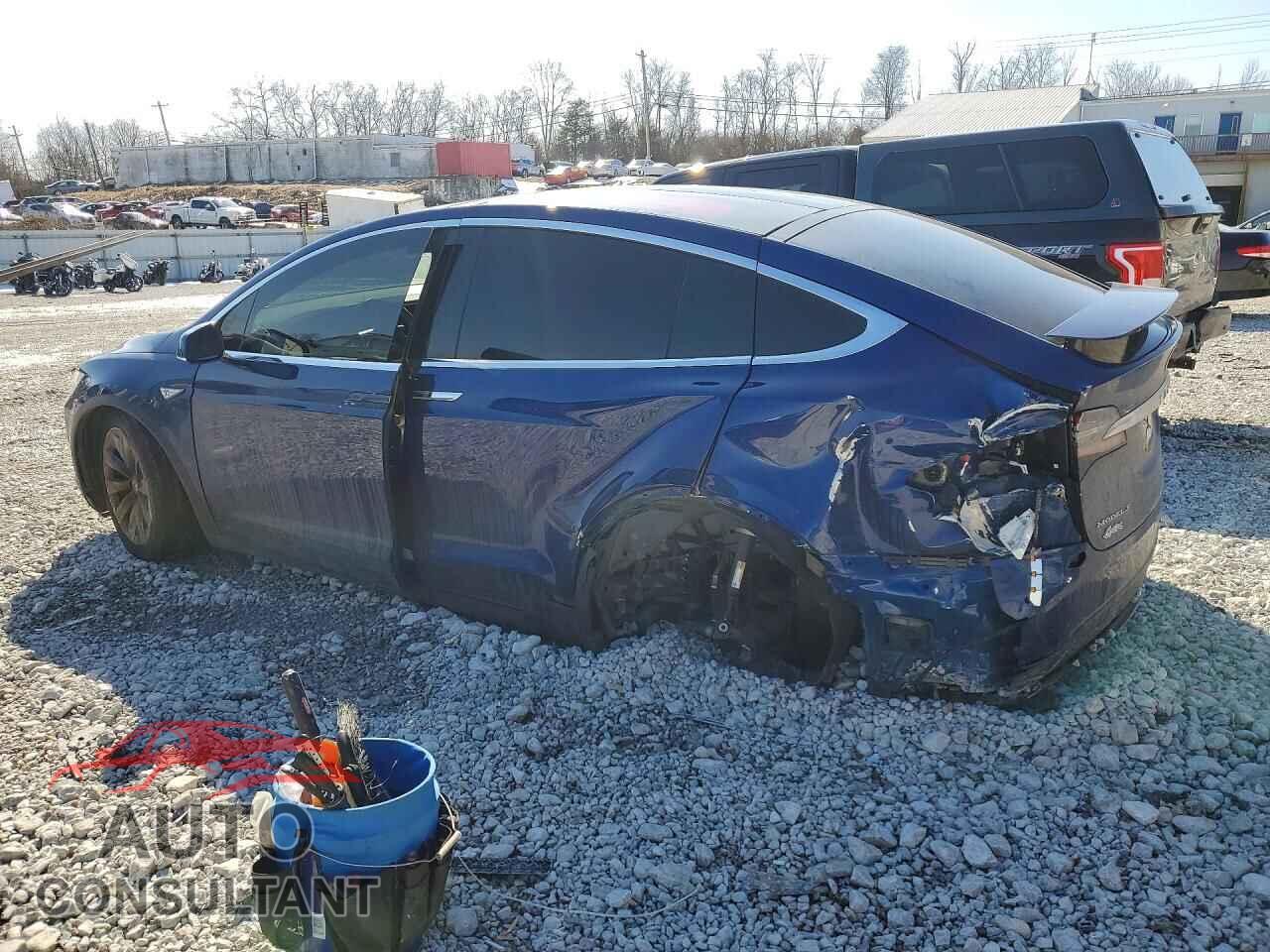 TESLA MODEL X 2016 - 5YJXCAE20GF006088