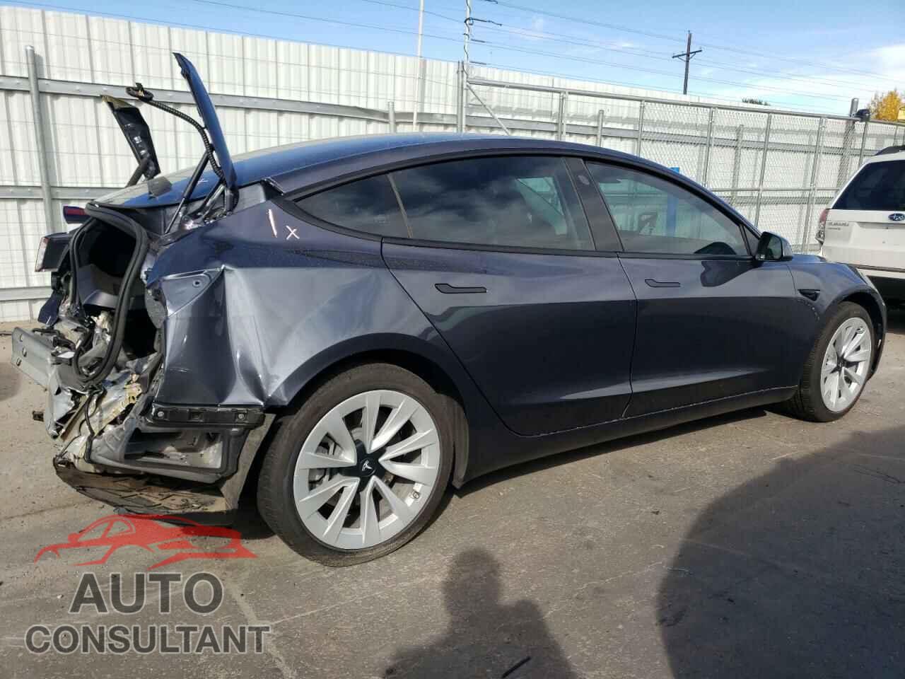 TESLA MODEL 3 2023 - 5YJ3E1EB5PF636231