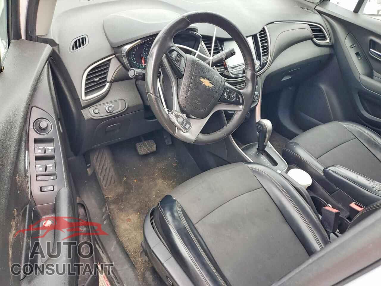 CHEVROLET TRAX 2017 - 3GNCJLSB4HL267951