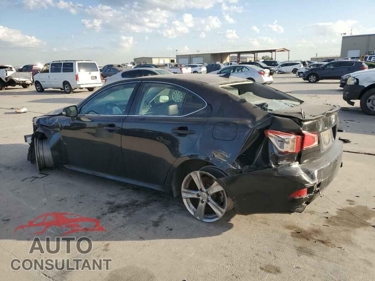 LEXUS IS 2011 - JTHBE5C21B5026034