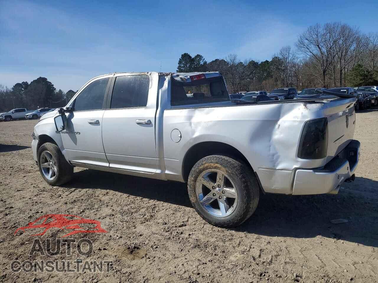 DODGE RAM 1500 2012 - 1C6RD7MT5CS305891