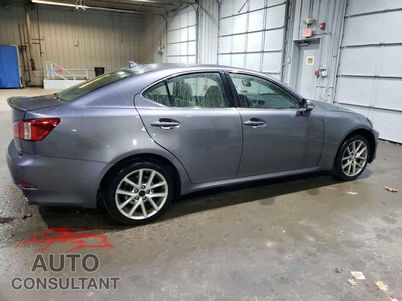 LEXUS IS 2013 - JTHCF5C21D5061788