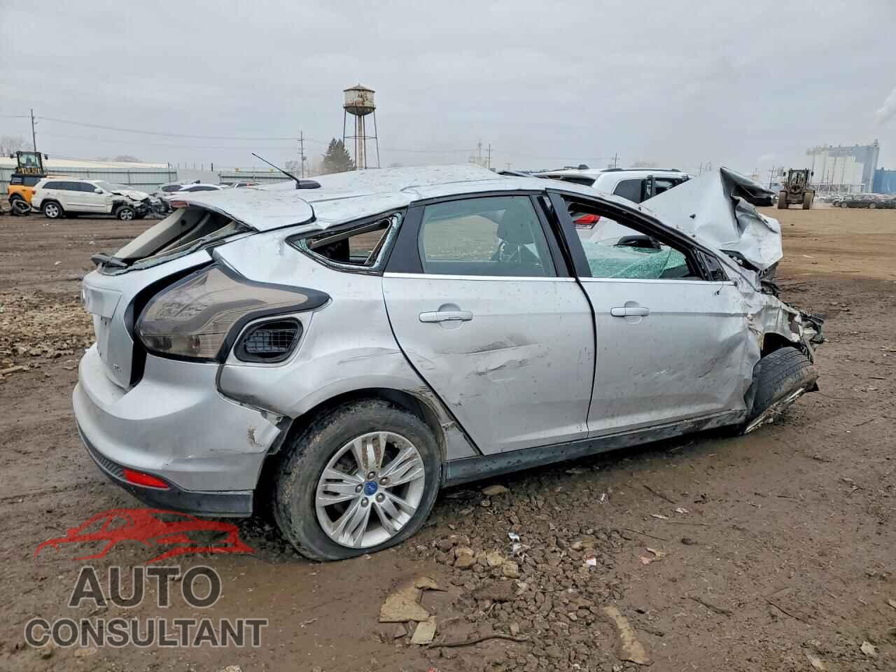 FORD FOCUS 2012 - 1FAHP3M28CL252275