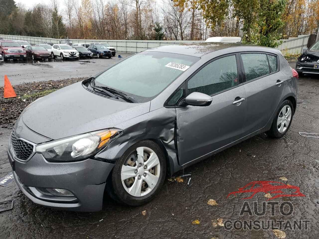 KIA FORTE 2016 - KNAFK5A89G5648453