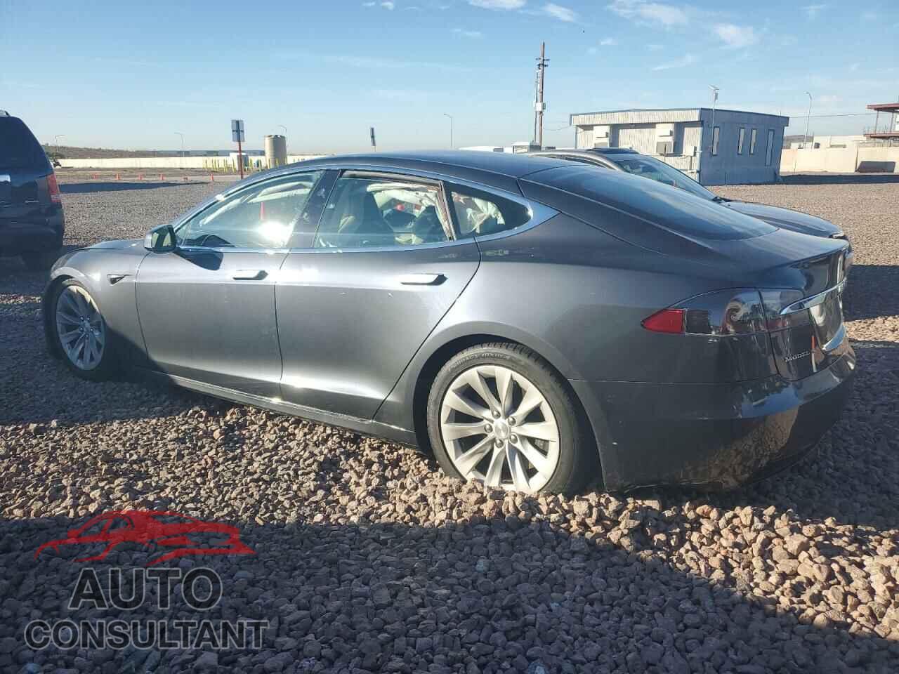 TESLA MODEL S 2017 - 5YJSA1E26HF229544