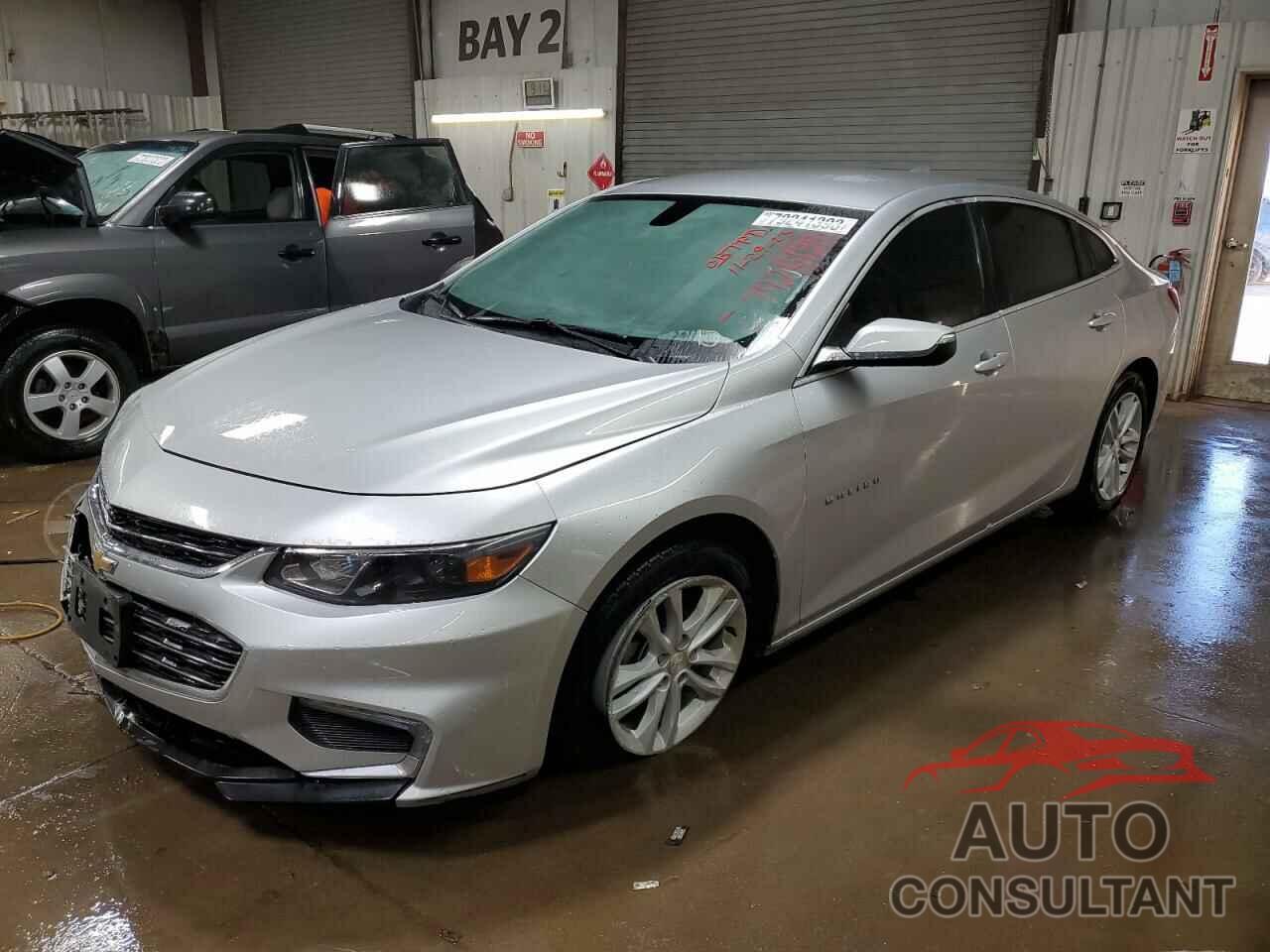 CHEVROLET MALIBU 2018 - 1G1ZD5STXJF191823