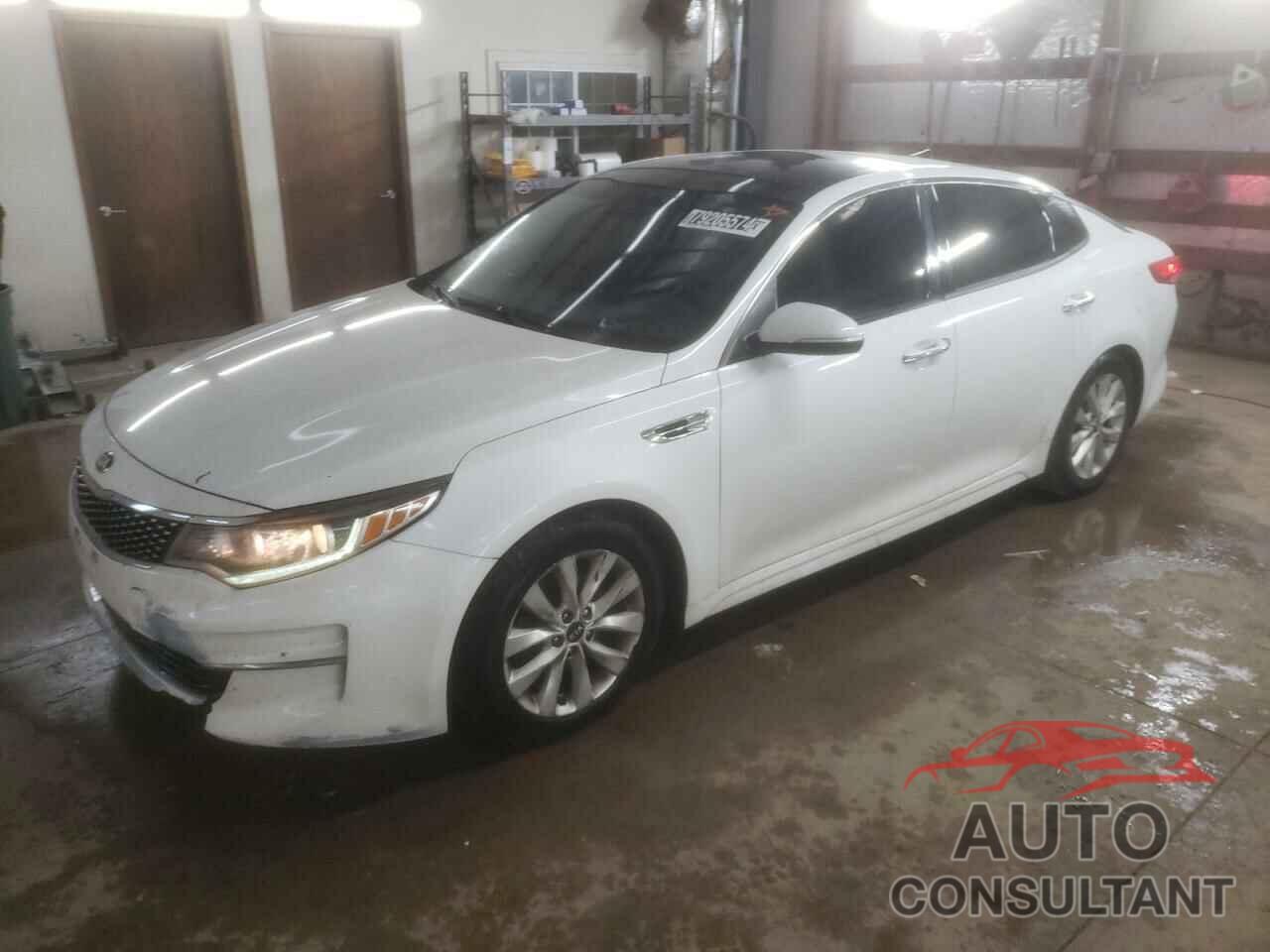 KIA OPTIMA 2016 - 5XXGU4L3XGG012147